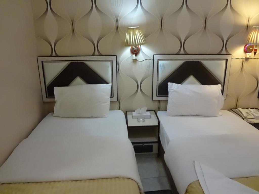 Al Kawakeeb Hotel By Gemstones Dubai Room photo